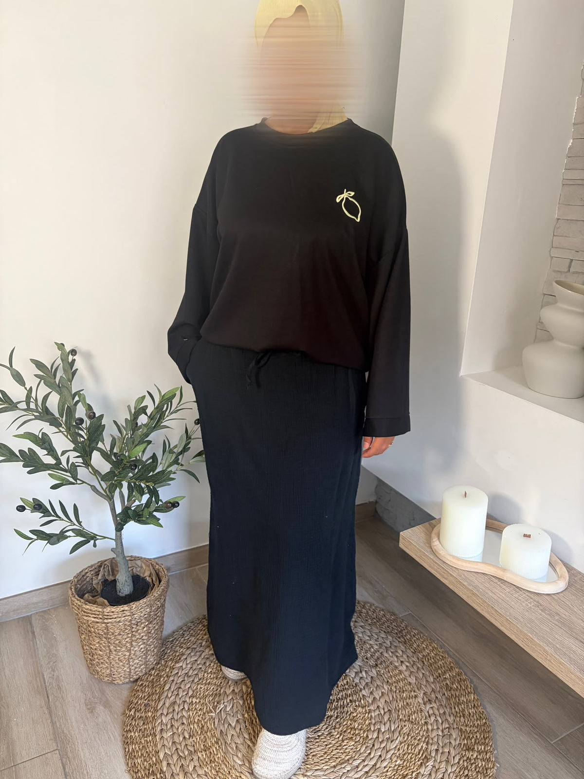 T-shirt brodé Le Citron noir — détail