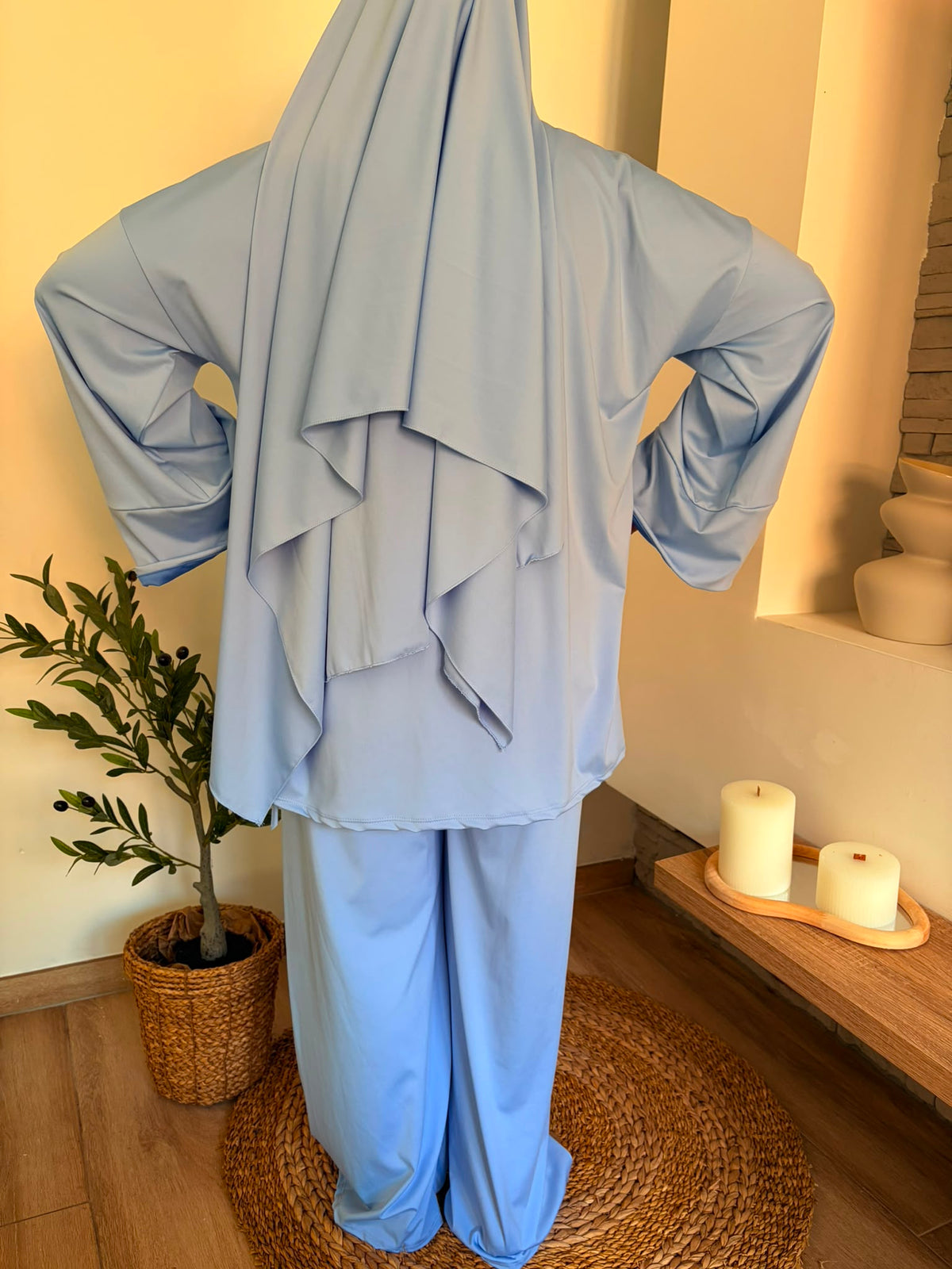 Burkini bleu clair — porté