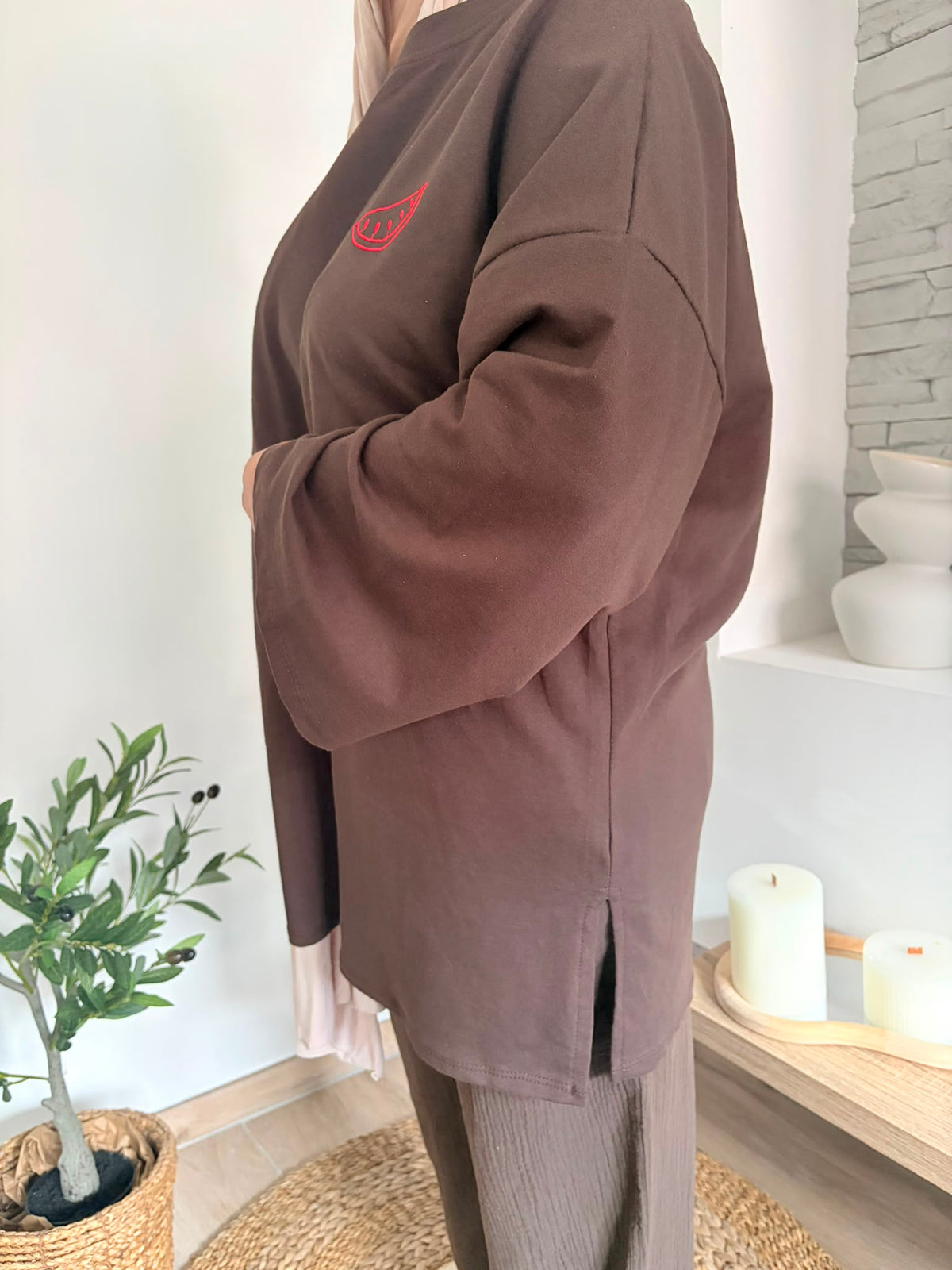 T-shirt brodé La Pastèque brun — détail